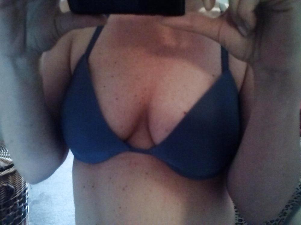 10P Fun in the mirror