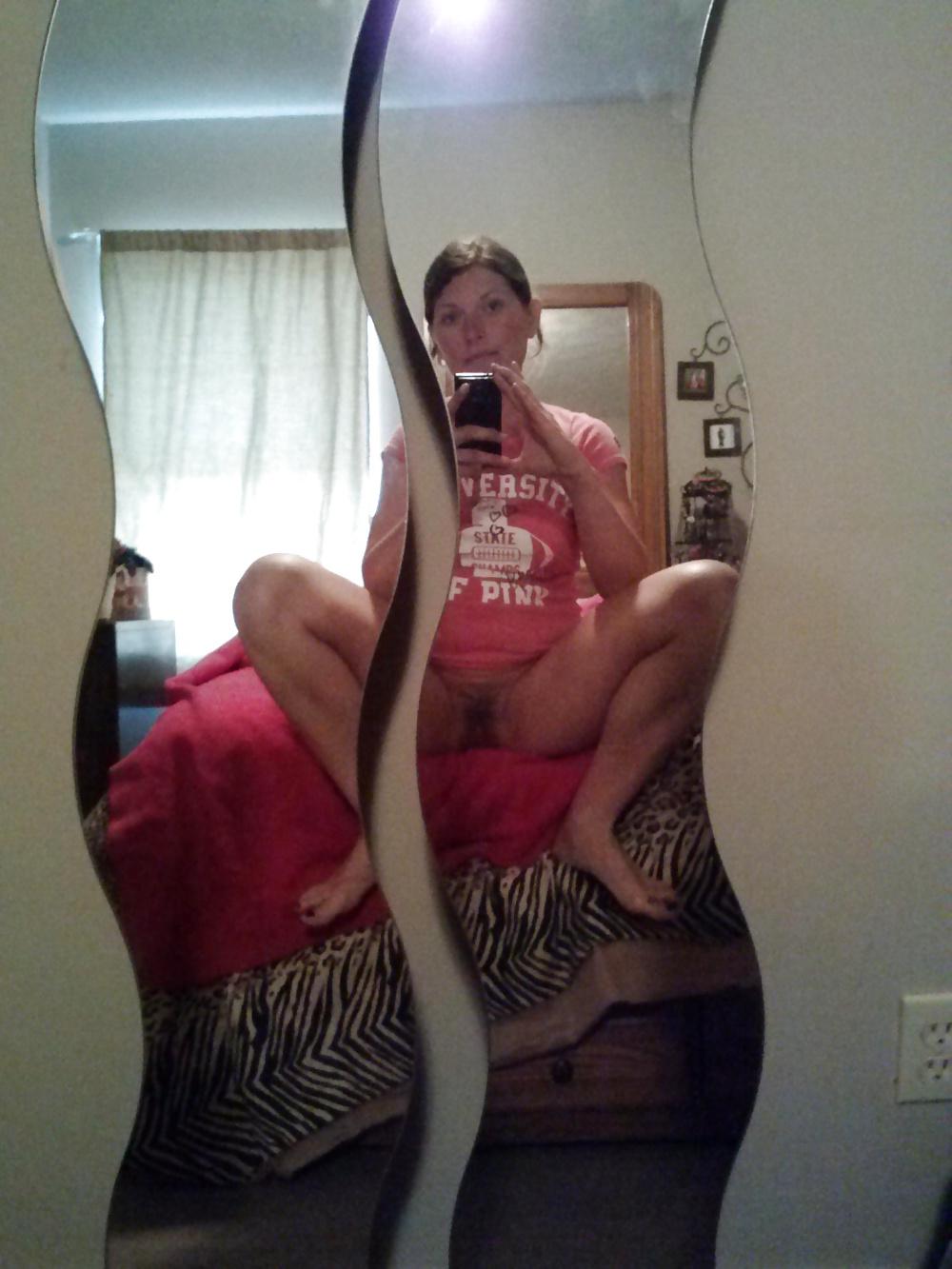 10P Fun in the mirror
