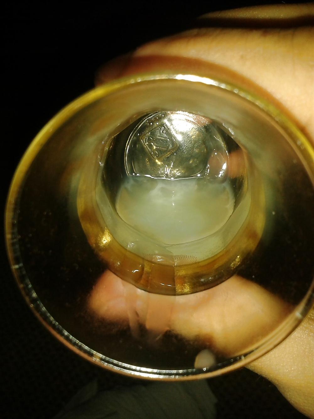 7P Cum in glass