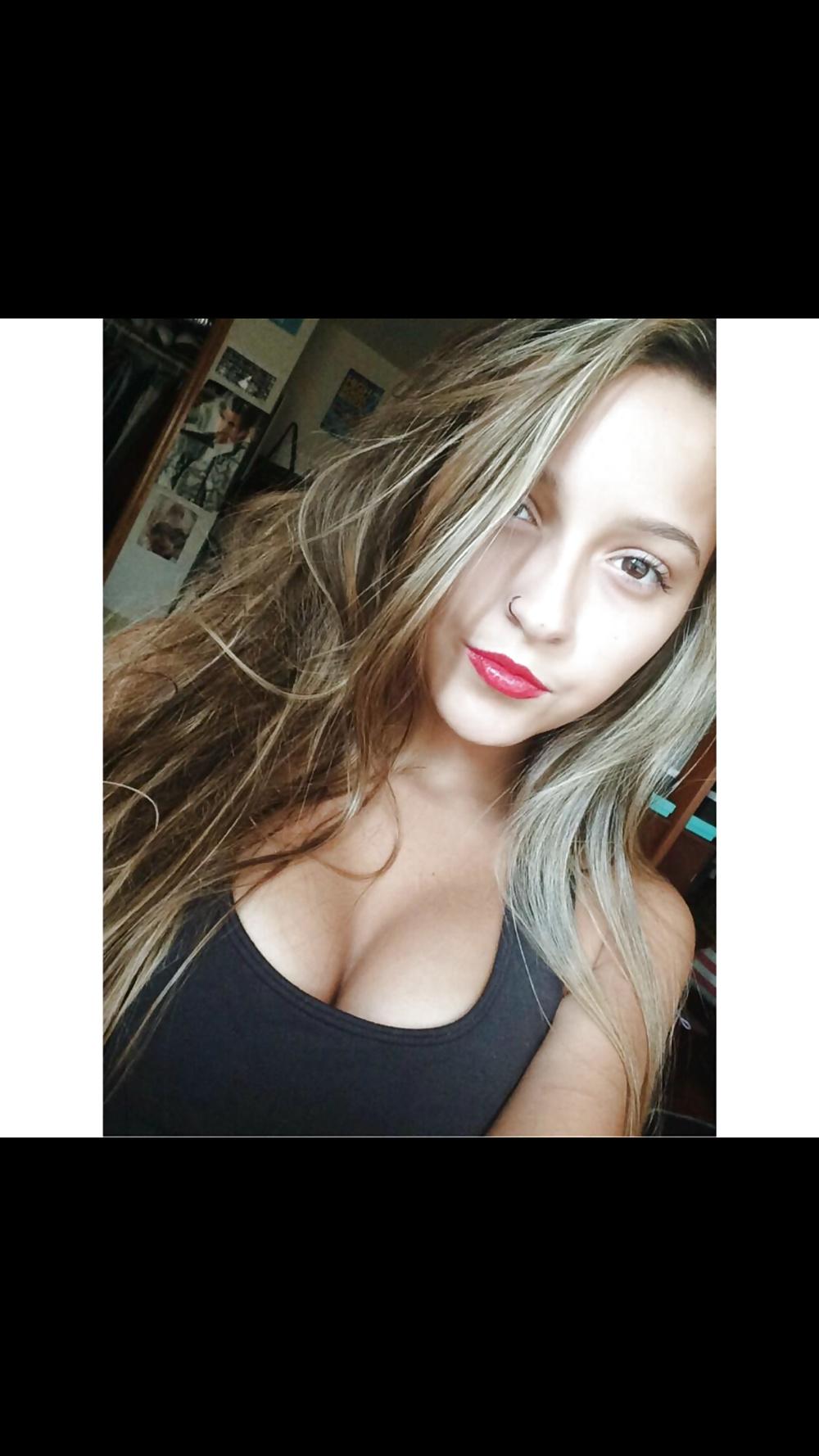6P Kelly Pecurto and her fat ass