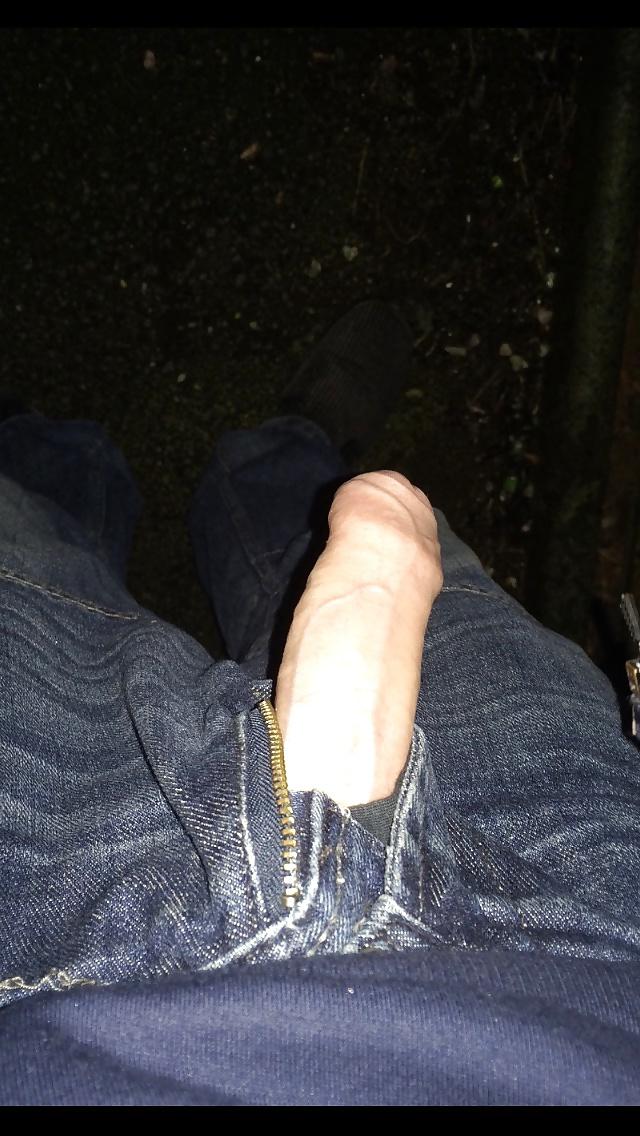 8P Exposing my cock out of my jeans