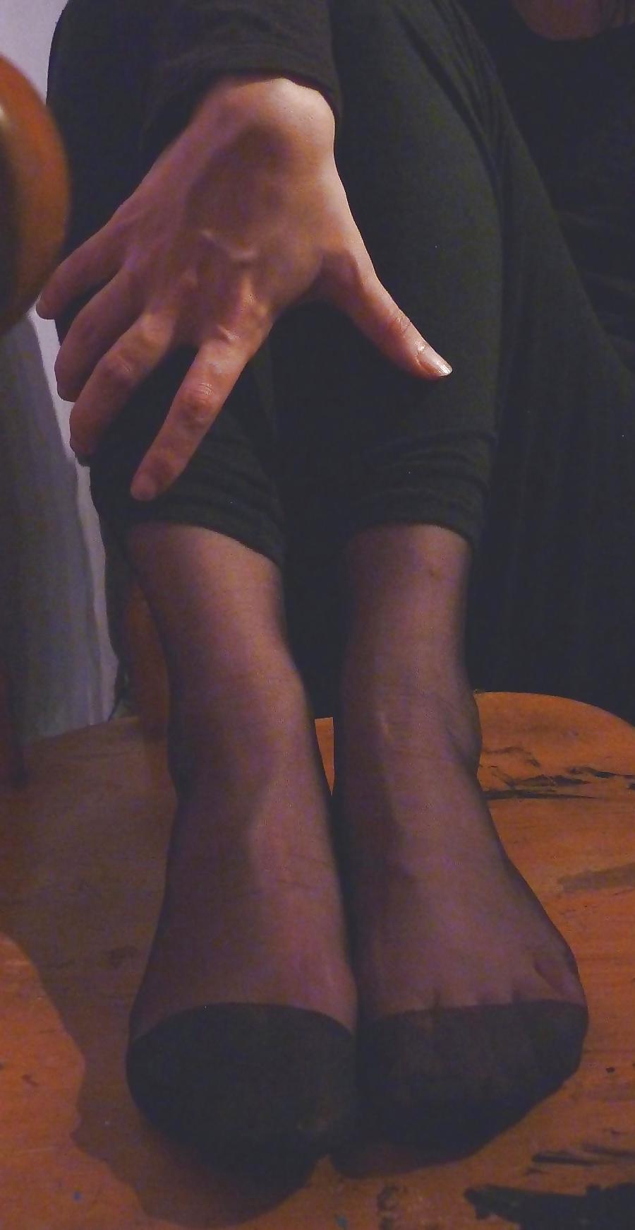 25P Serbian girl and her pantyhose fantasy