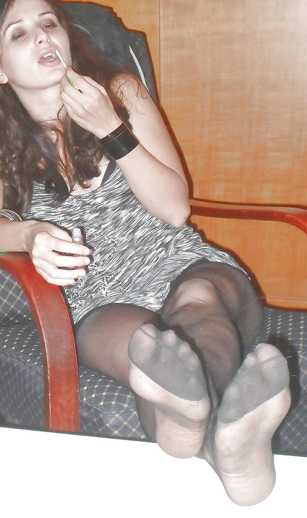 25P Serbian girl and her pantyhose fantasy