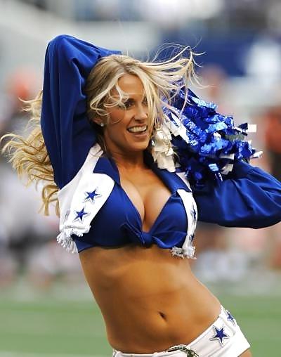 25P Cheerleaders with big tits