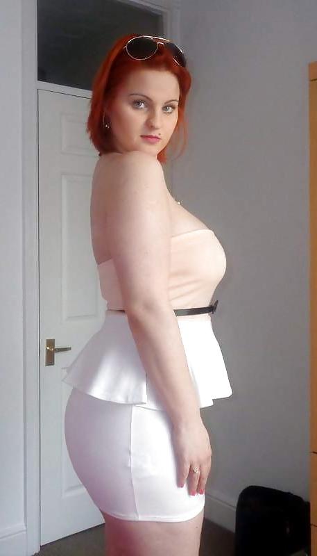 7P Red head Joanna hot big ass and wide hips