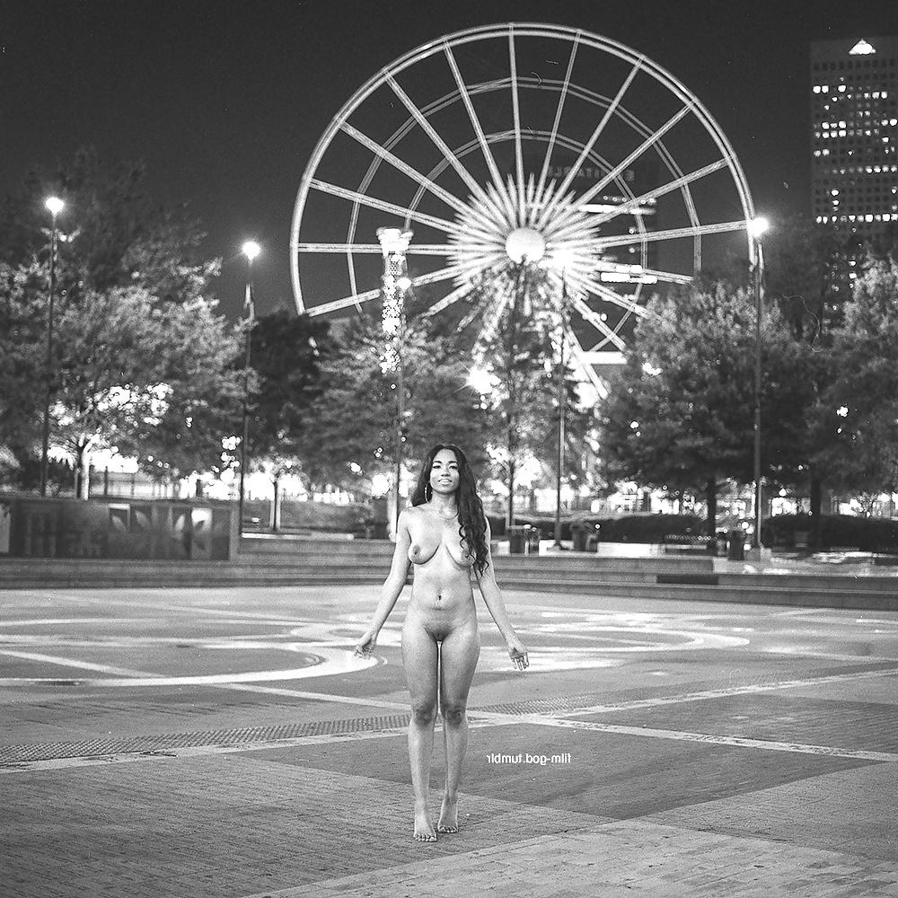 21P Public display 207