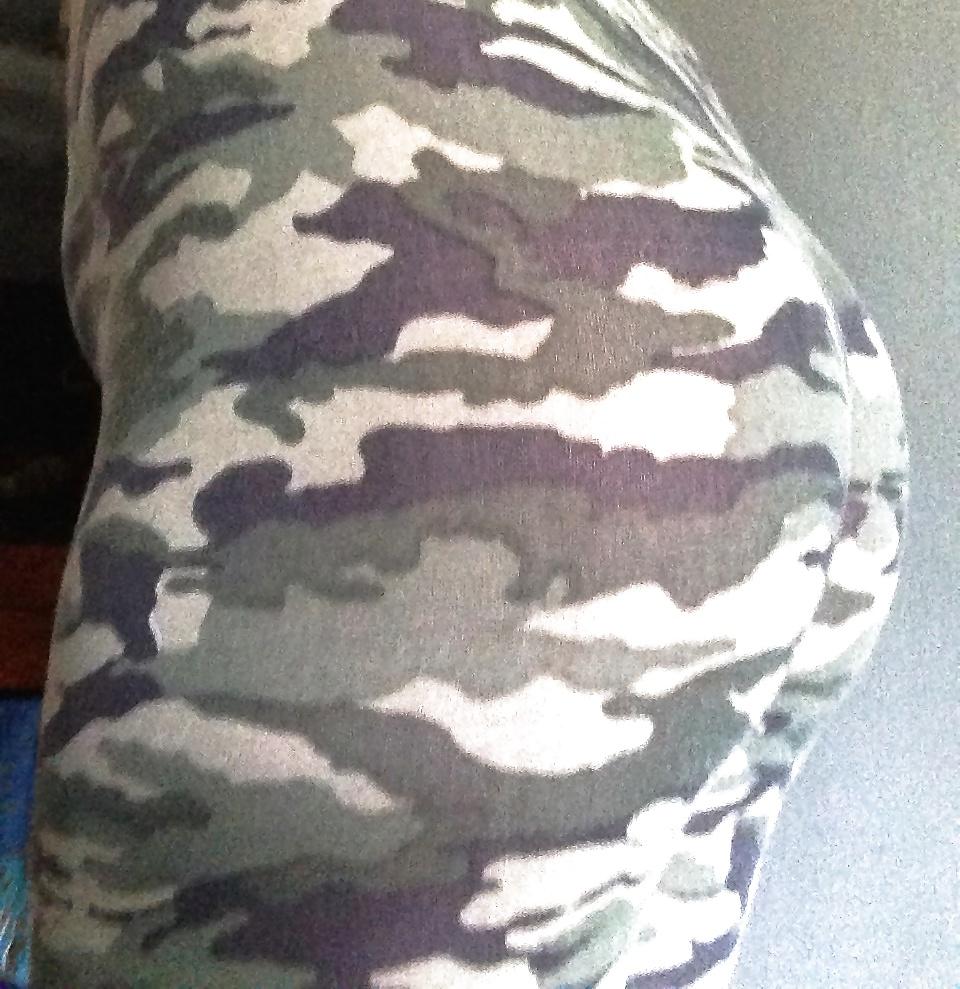 25P Hottest army camo teen ass in tights curvy