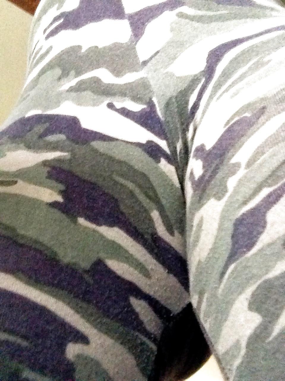 25P Hottest army camo teen ass in tights curvy