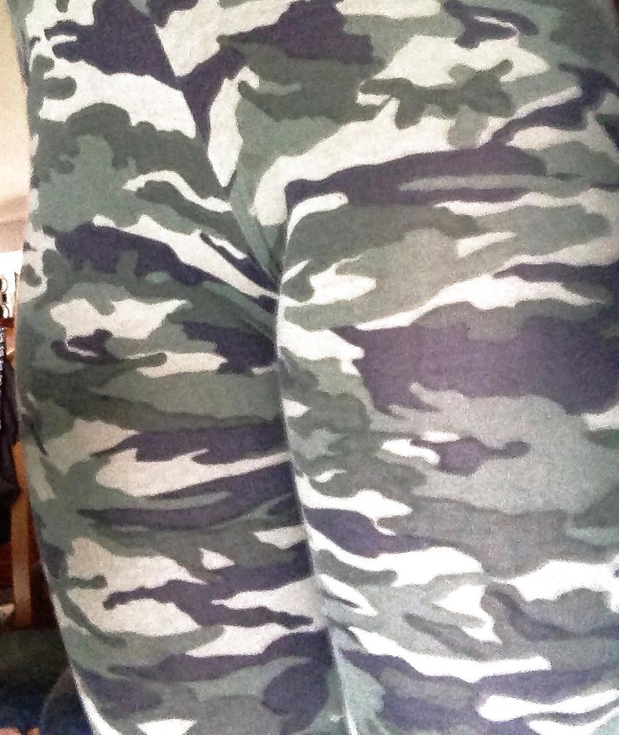 25P Hottest army camo teen ass in tights curvy