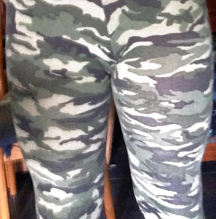 25P Hottest army camo teen ass in tights curvy