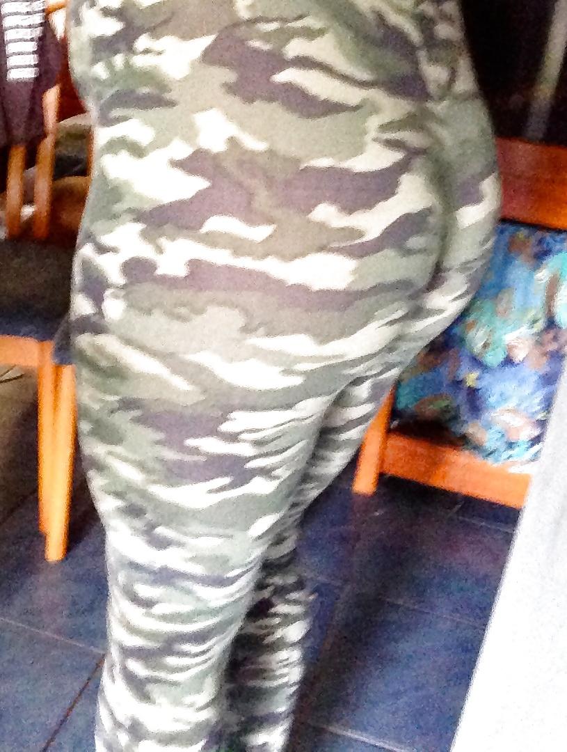 25P Hottest army camo teen ass in tights curvy