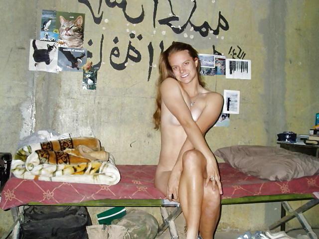 11P Army  Girl In Iraq