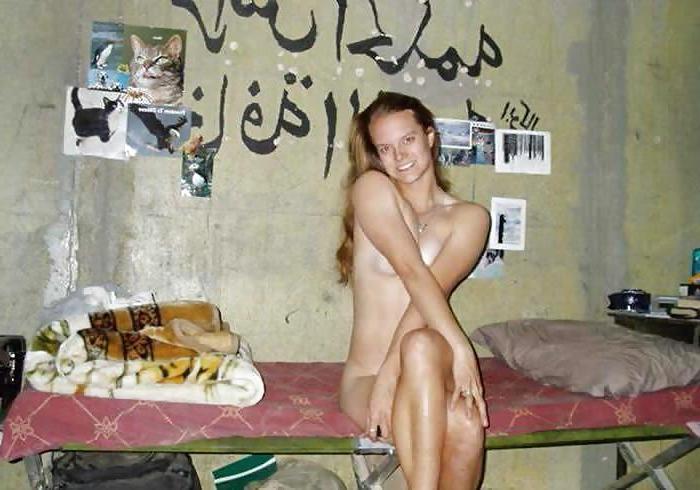 11P Army  Girl In Iraq