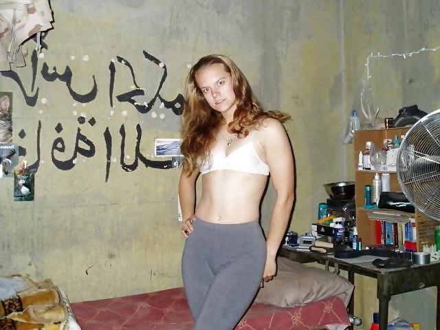 11P Army  Girl In Iraq