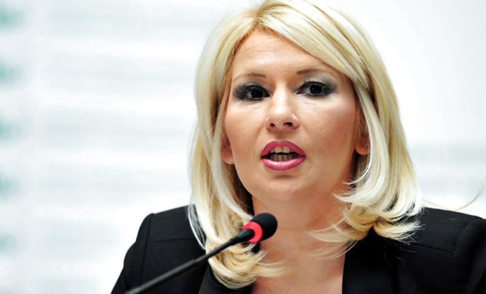 25P Love jerking off to conservative Zorana Mihajlovic