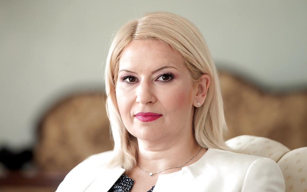 25P Love jerking off to conservative Zorana Mihajlovic