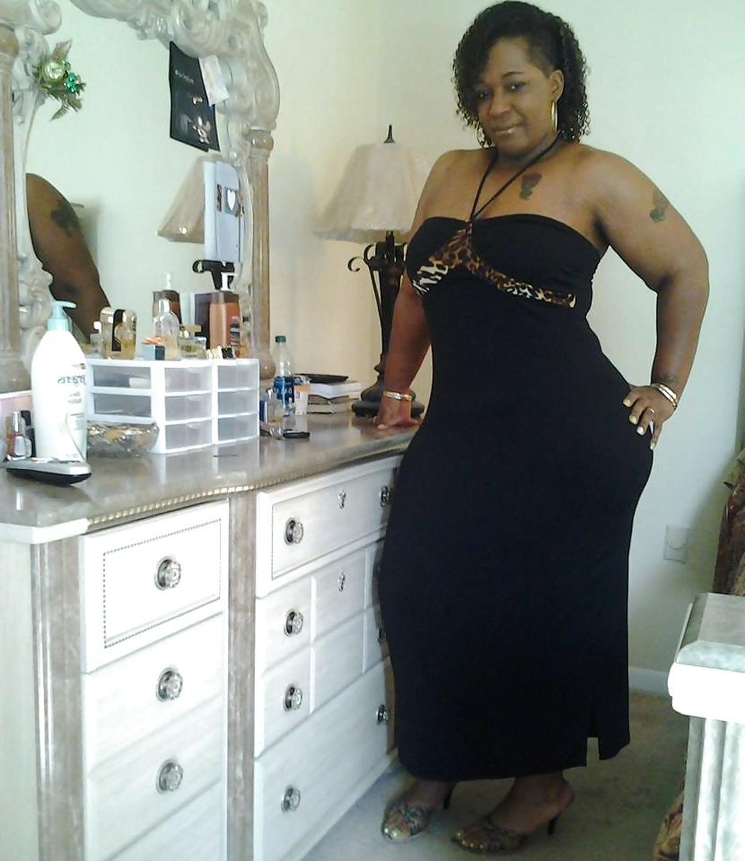 17P Thick moms