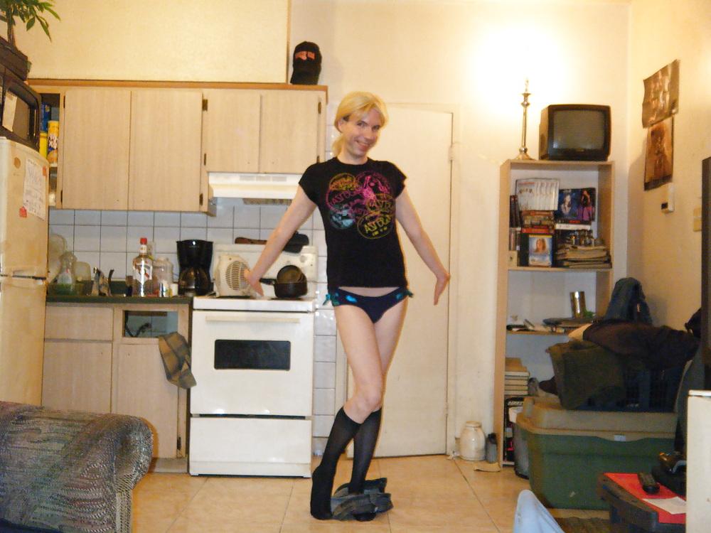 10P Mega hot tranny in tight jean mini skirt