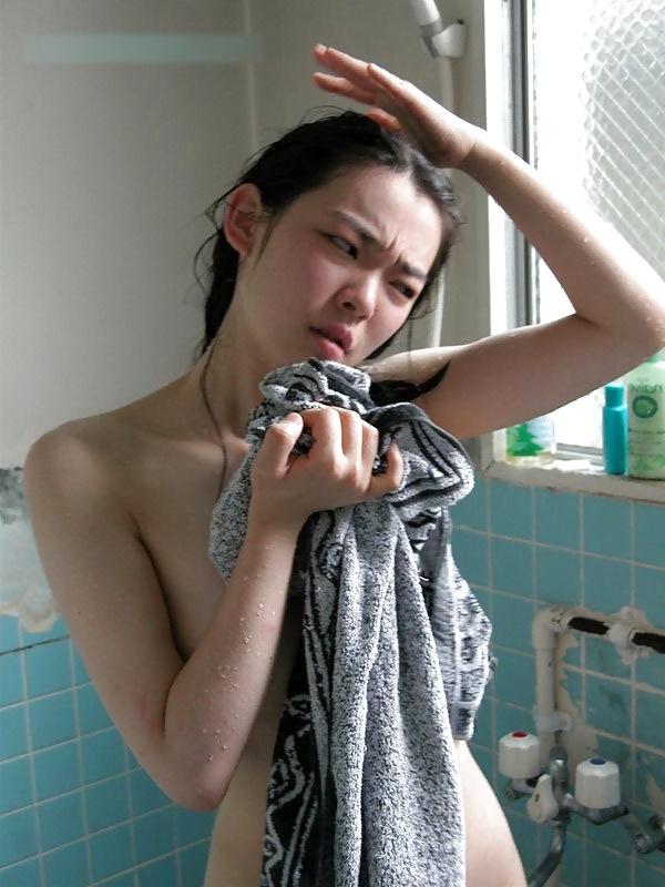 18P SYT Bathing