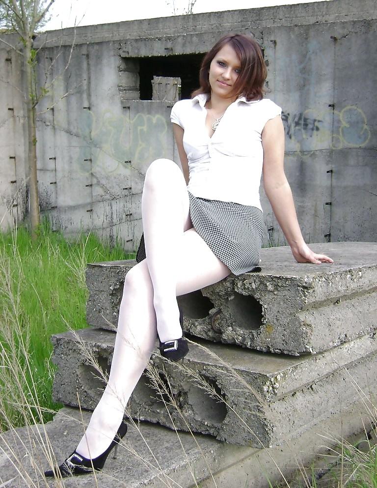22P Hotlegs-miniskirt babe60