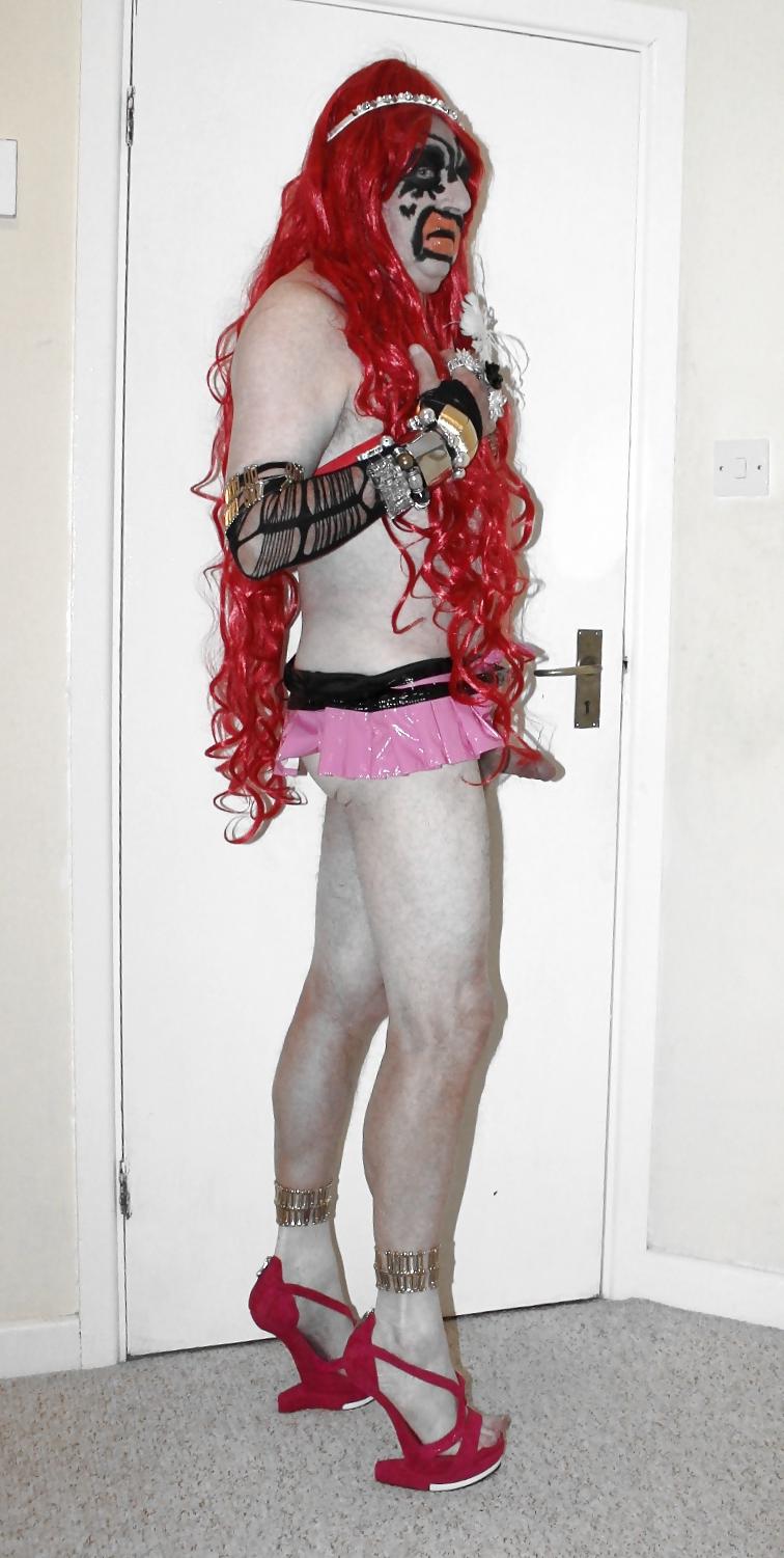 10P Red haired tranny slut