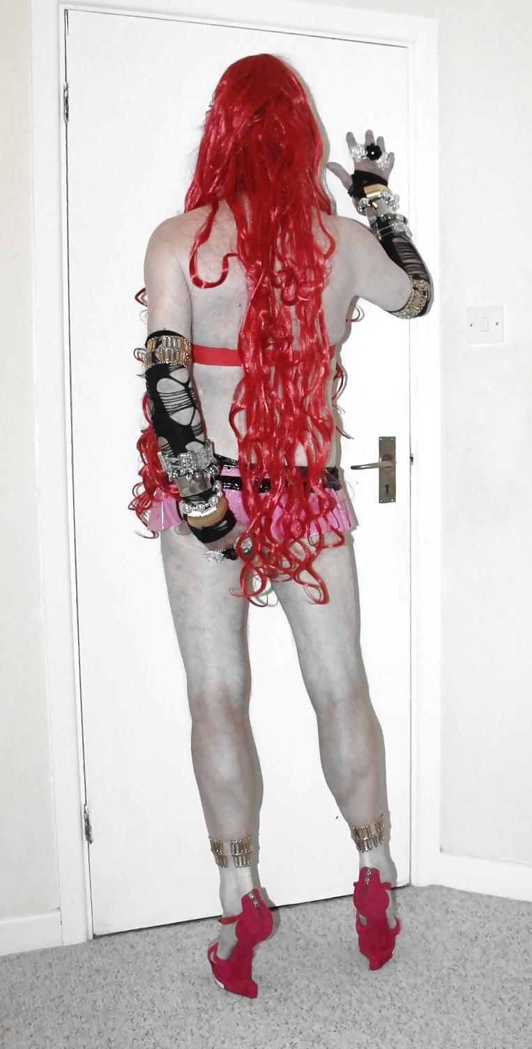 10P Red haired tranny slut