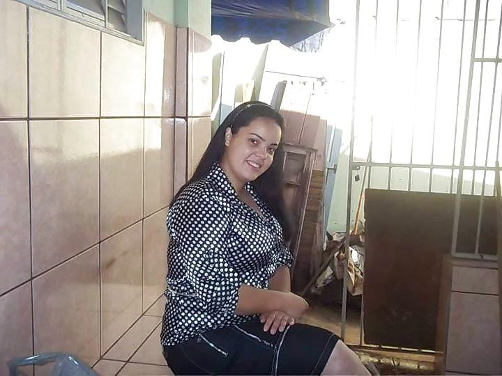 25P Brazilian Religious Women - (Protestants # 7)