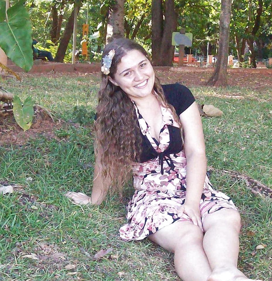 25P Brazilian Religious Women - (Protestants # 8)