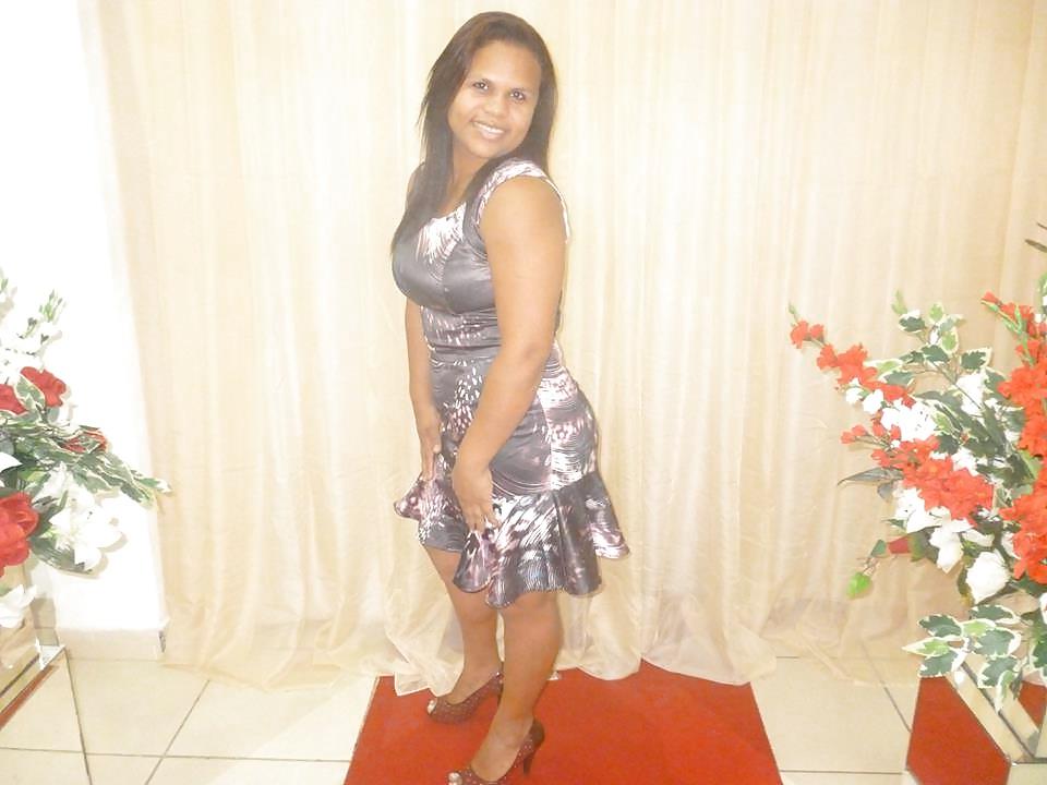 25P Brazilian Religious Women - (Protestants # 8)
