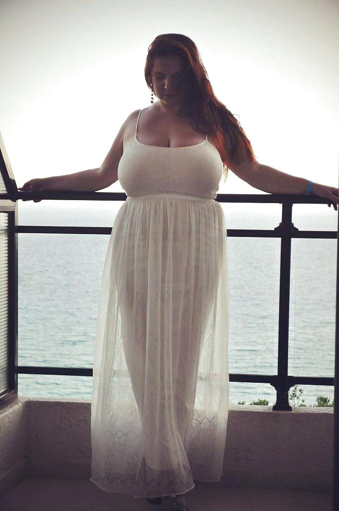 25P Curvy Beauties 99