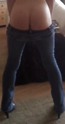 4P Sexy shemale candi g in jeans fucking dildo