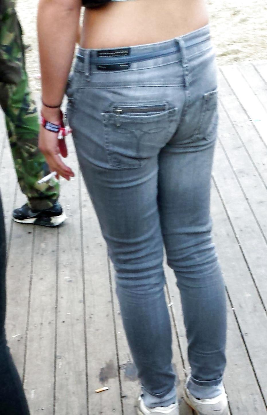 15P Nice candid girl jeans et leggings