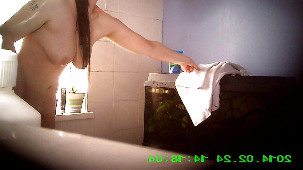 17P Bathroom Screenshots