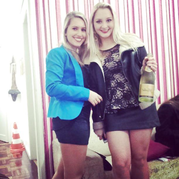 16P Brazilian Blonde wants your cum