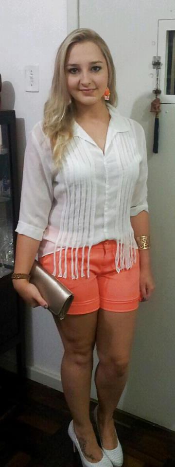 16P Brazilian Blonde wants your cum