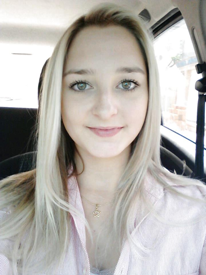 16P Brazilian Blonde wants your cum