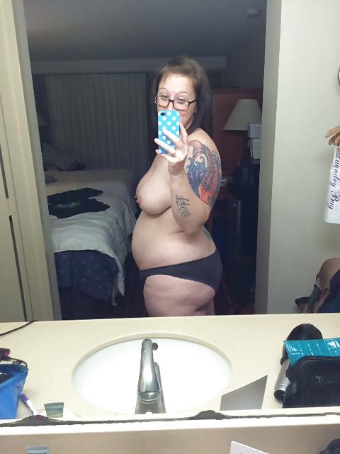 17P Fat pig whore sends me selfies