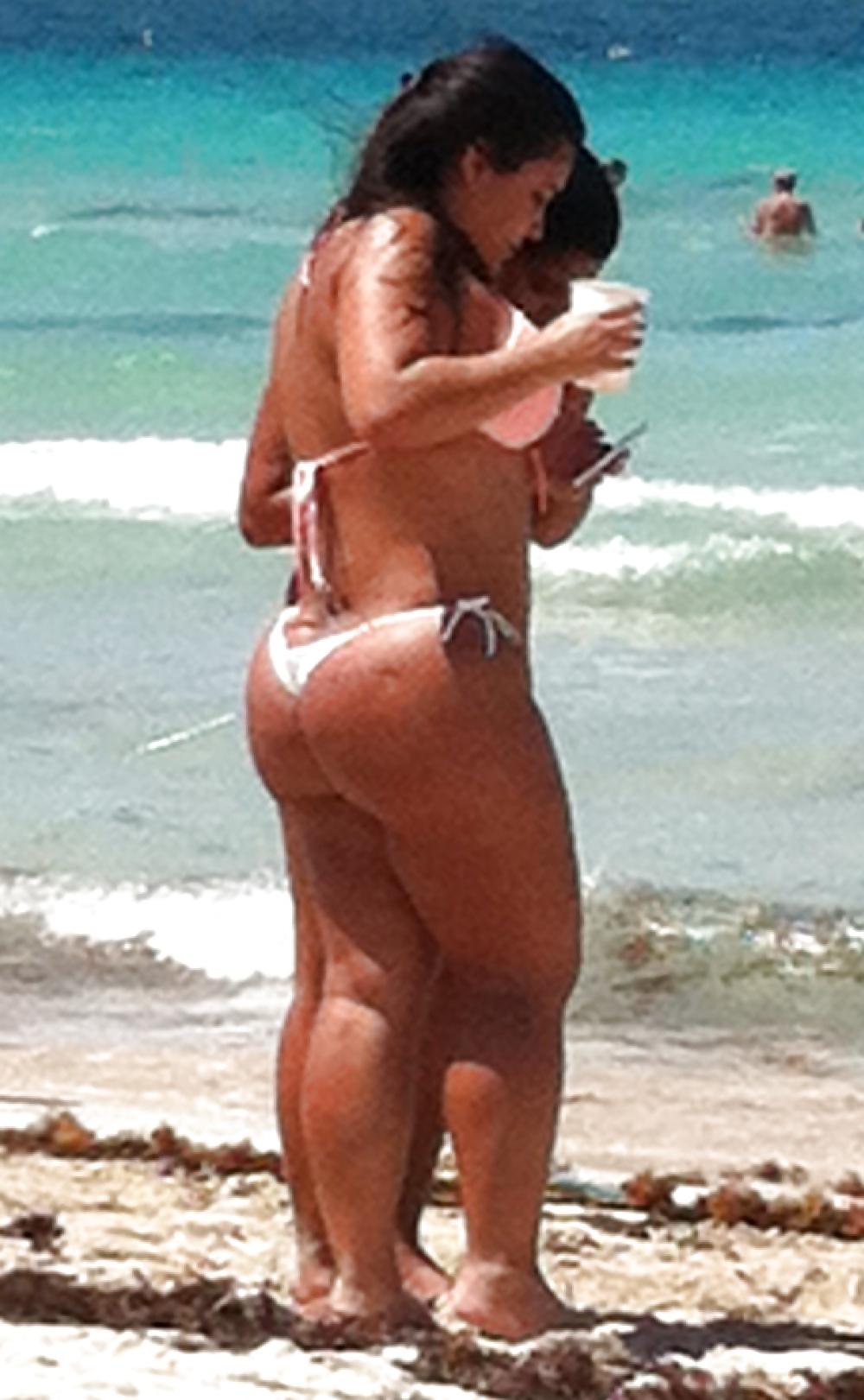 11P Fat Ass Girl Public Beach