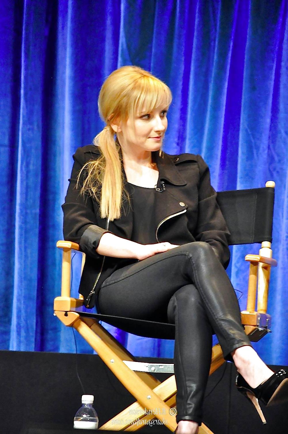17P Big Bang Bimbo Melissa Rauch