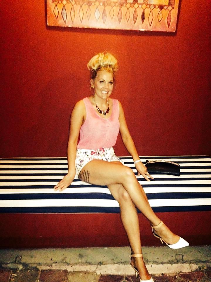8P Lucy chav uk slut barbie bimbo