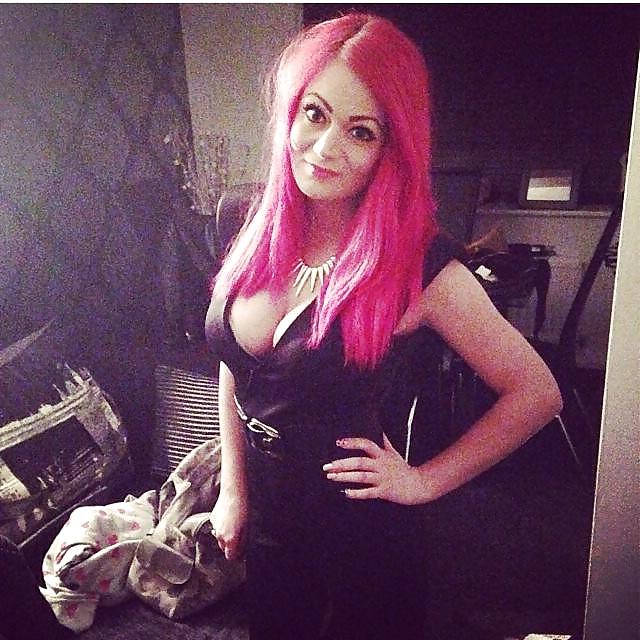 16P Kirsty barbie bimbo chav slut big tits