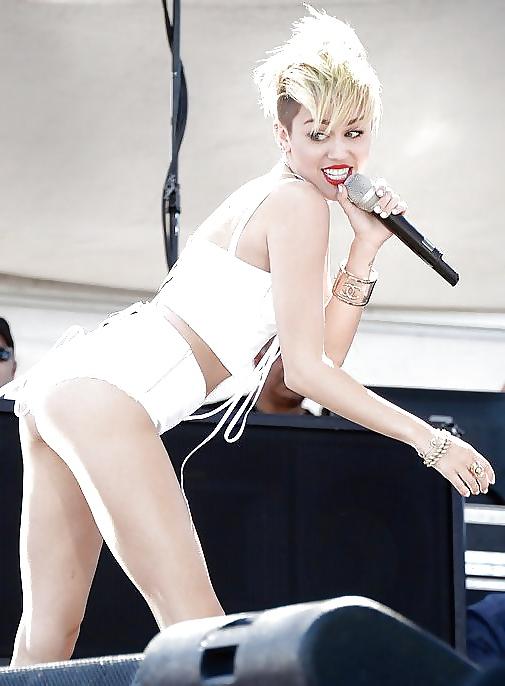 20P What Is Your MILEY CYRUS Fuck Fantasy?