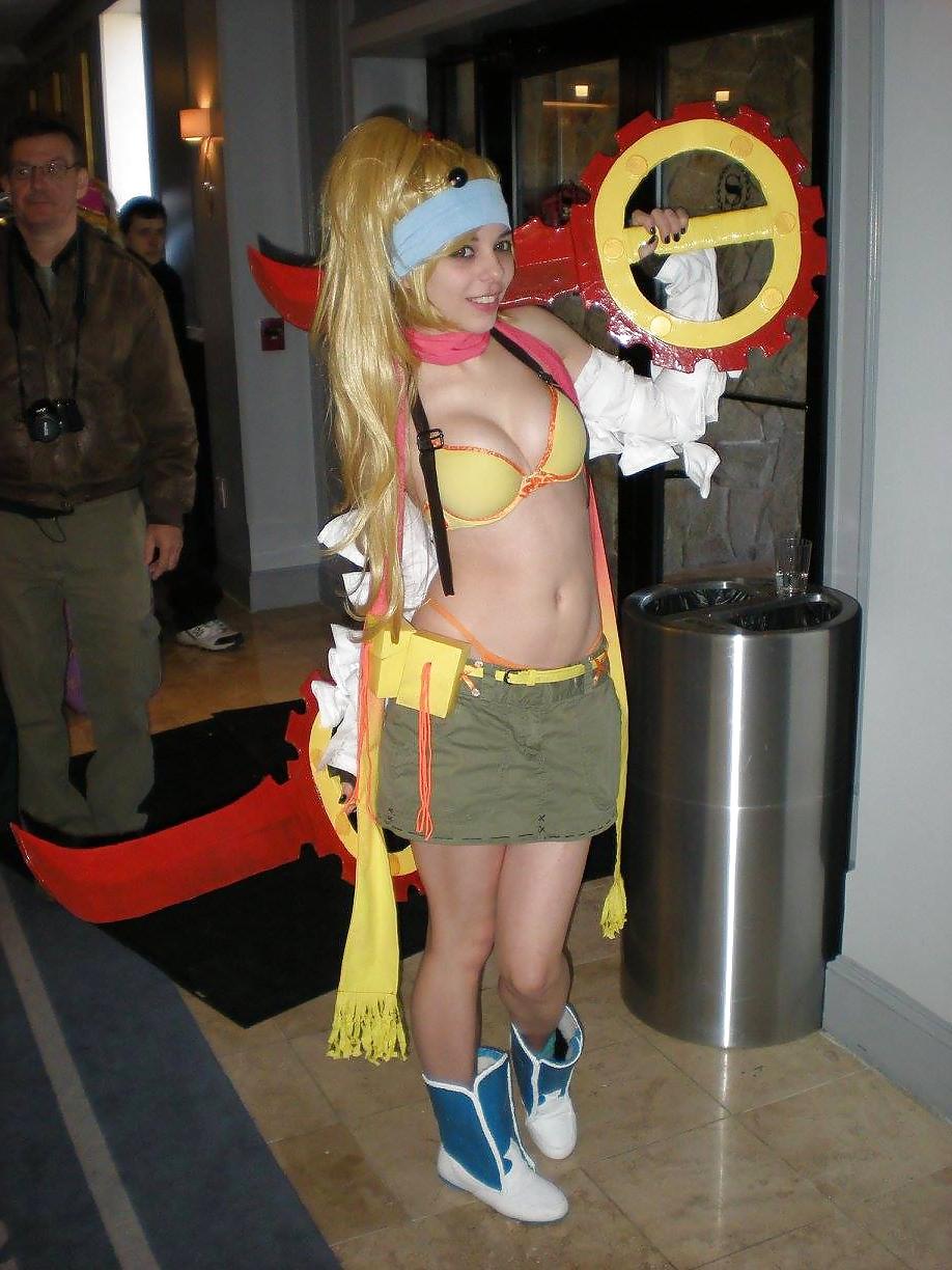 18P Cospay Hottie Ryuu - Rikku Final Fantasy series