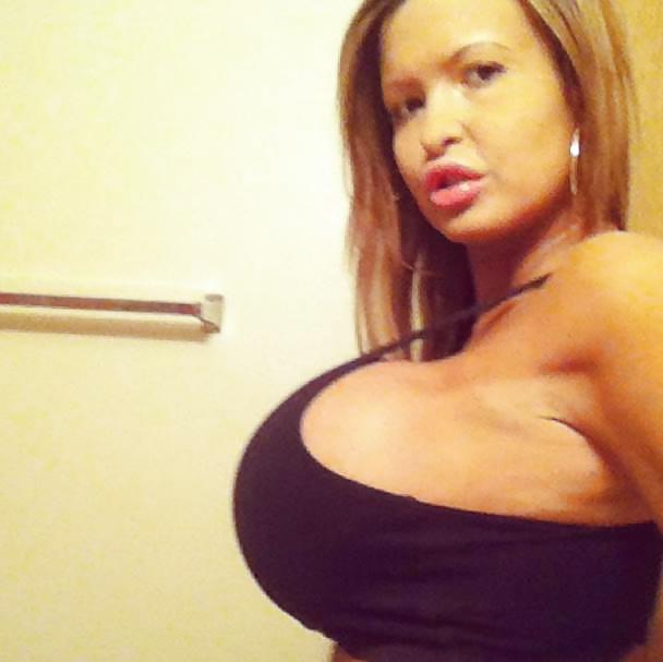 10P Bimbo Tiffany