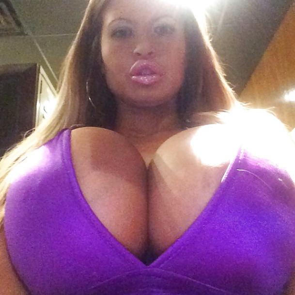 10P Bimbo Tiffany