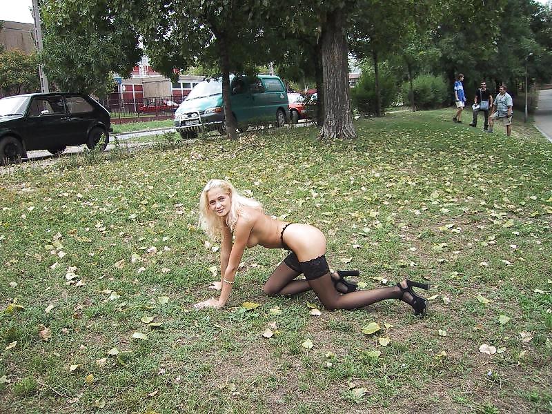19P Public Nudes - Carmen