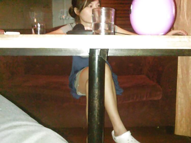 9P Chinese teen flashing in public