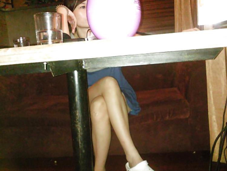 9P Chinese teen flashing in public