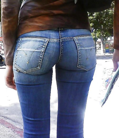 25P Hot asses in tight jeans