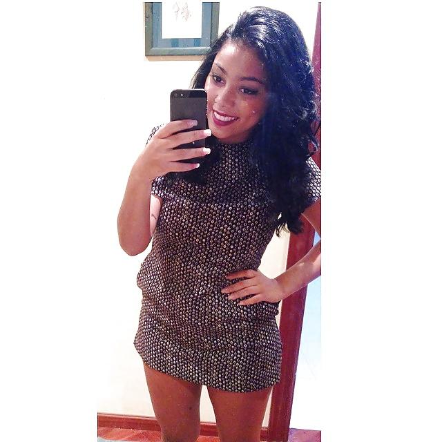 24P Sexy Curvy Brazilian Teen